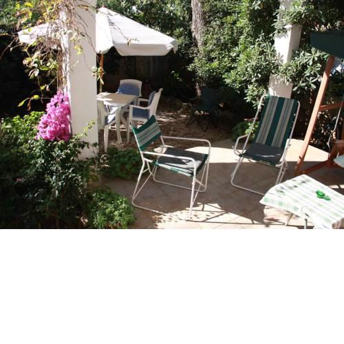 Apartments by the sea Mirca, Brac - 2902