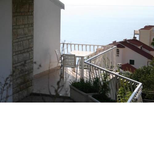 Apartments by the sea Nemira, Omis - 2828