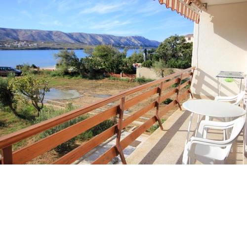 Apartments by the sea Pag - 9355