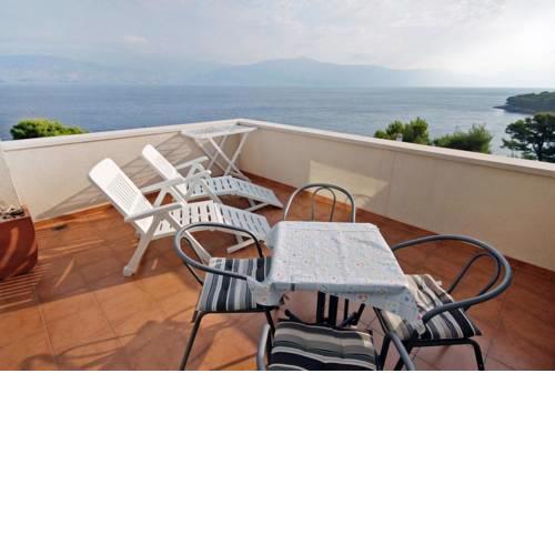 Apartments by the sea Postira, Brac - 3244