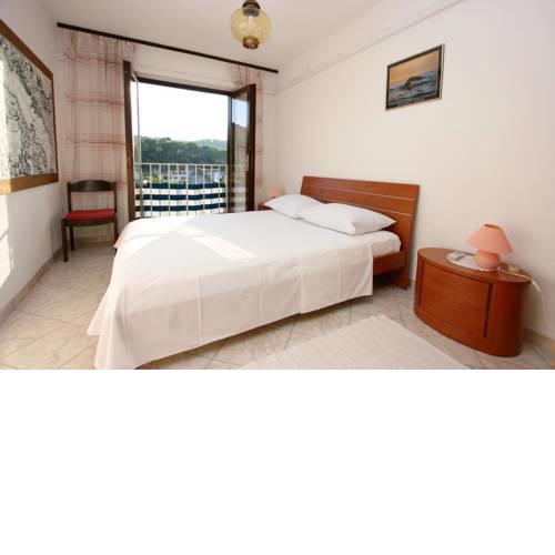Apartments by the sea Povlja, Brac - 2958
