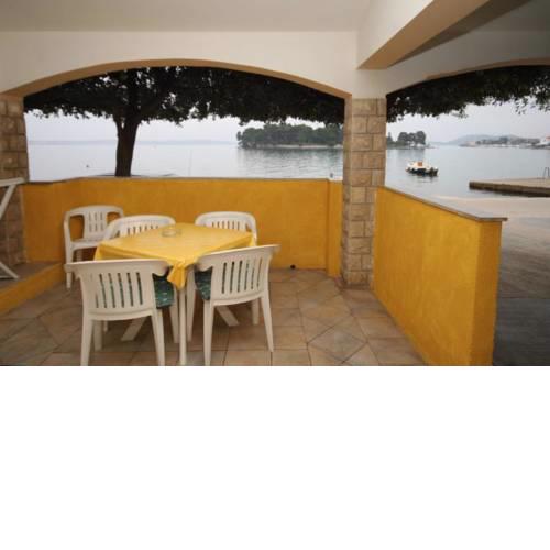 Apartments by the sea Preko, Ugljan - 8515