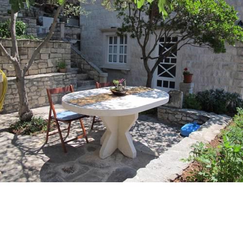 Apartments by the sea Pucisca, Brac - 2927
