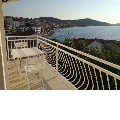 Apartments by the sea Razanj, Rogoznica - 17559