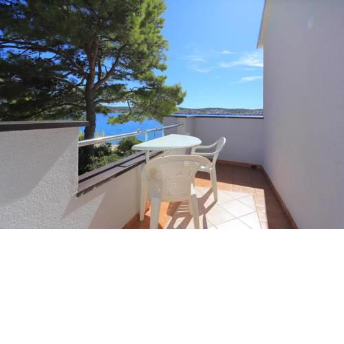 Apartments by the sea Rogoznica - 13012