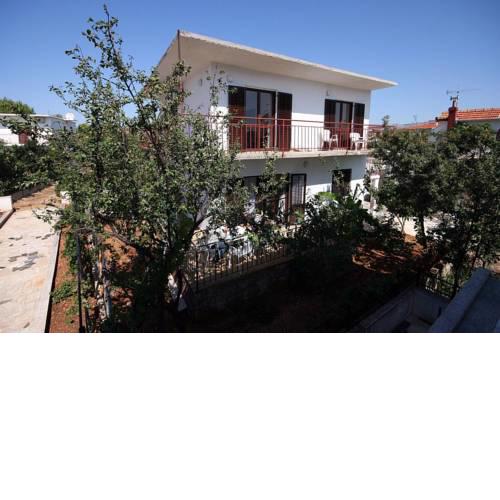Apartments by the sea Rogoznica - 4660