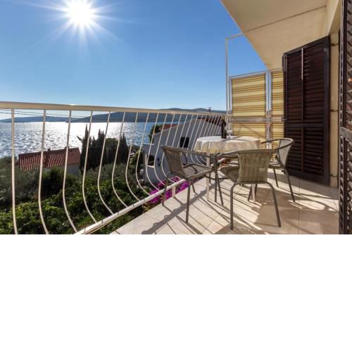 Apartments by the sea Seget Vranjica, Trogir - 5964