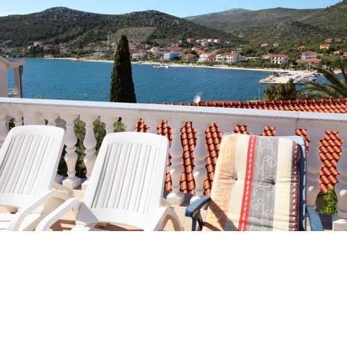Apartments by the sea Seget Vranjica, Trogir - 980