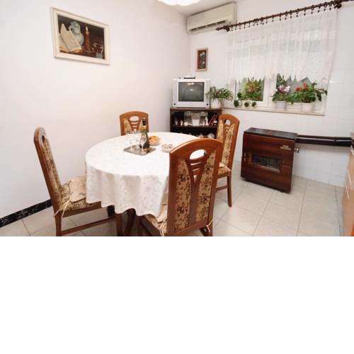 Apartments by the sea Sumpetar, Omis - 5983