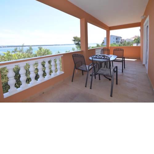 Apartments by the sea Tkon, Pasman - 16589