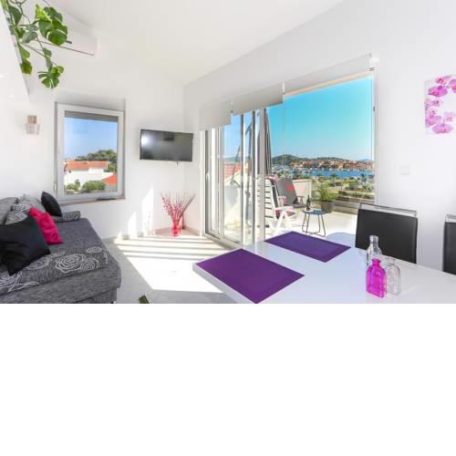 Apartments by the sea Tribunj, Vodice - 15233