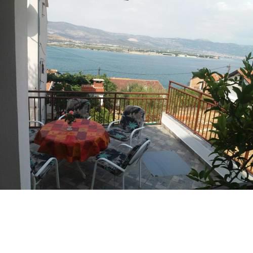 Apartments by the sea Trogir - 14242