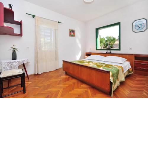Apartments by the sea Trpanj, Peljesac - 15995