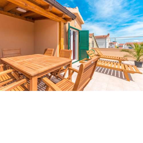 Apartments by the sea Vodice - 16249