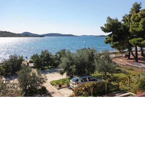 Apartments by the sea Vodice - 5807