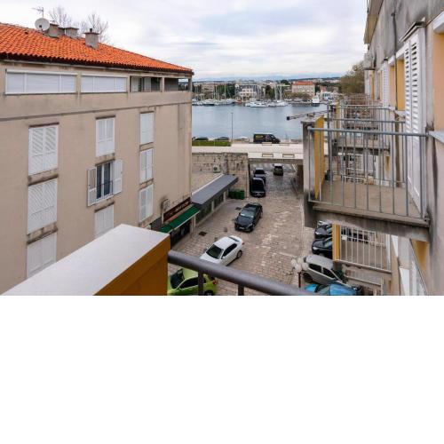 Apartments by the sea Zadar - 19500