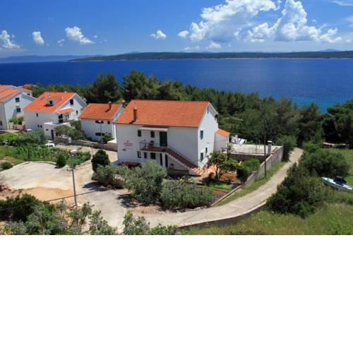 Apartments by the sea Zavala, Hvar - 8745