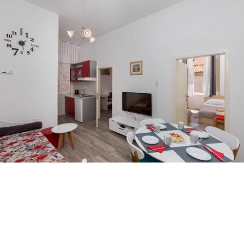 Apartments Clarinet