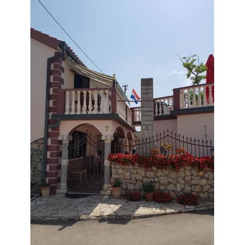 Apartments Daila Privlaka