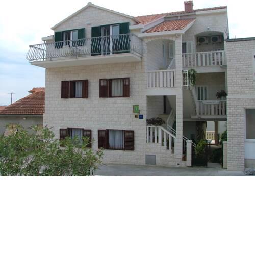 Apartments Darka