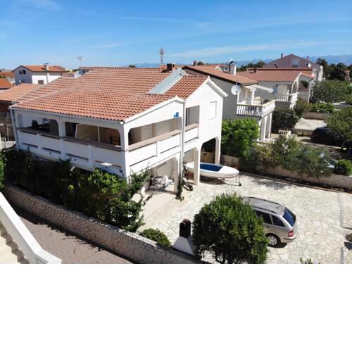 Apartments Davorka I