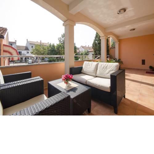 Apartments Folo