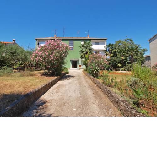 Apartments Fuma 161
