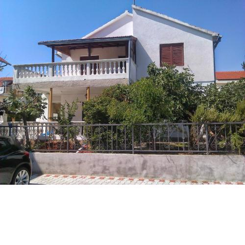 Apartments Grgurev