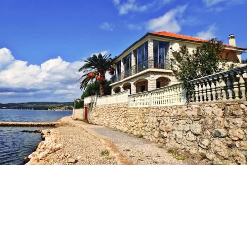 Apartments im Haus LAURA Maslenica - CDN05101a-CYB