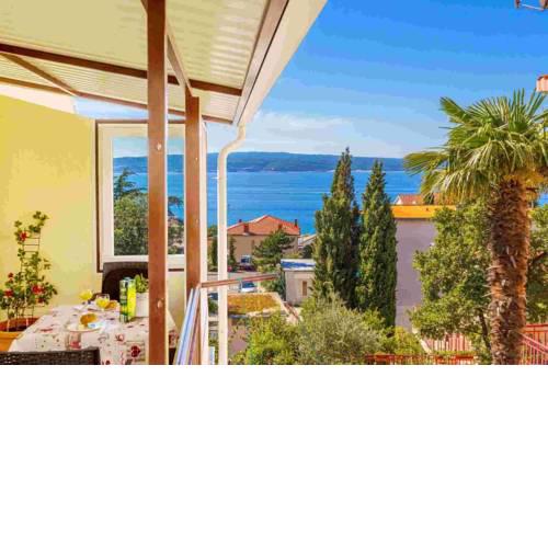 Apartments in Crikvenica 39031