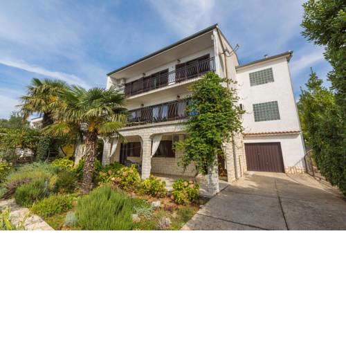 Apartments in Crikvenica 39349