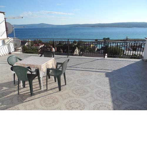 Apartments in Crikvenica 5489