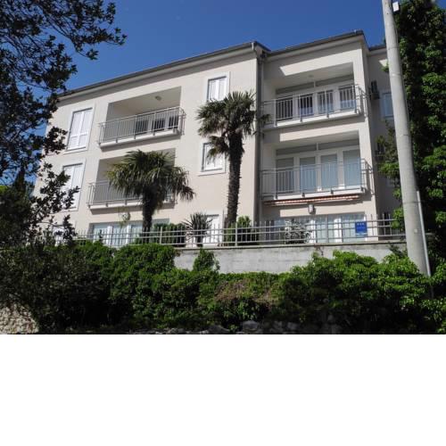 Apartments in Crikvenica 5746
