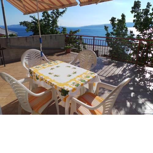 Apartments in Senj 27604