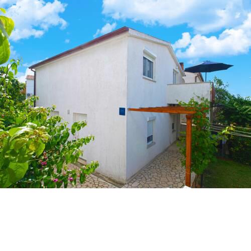 Apartments Josip 1324