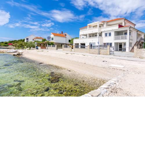 Apartments Josip