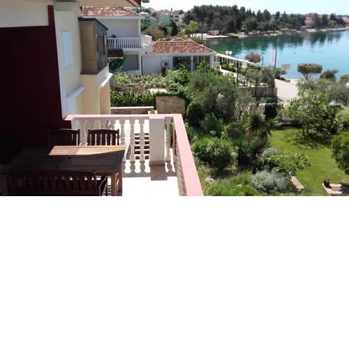 Apartments Lara