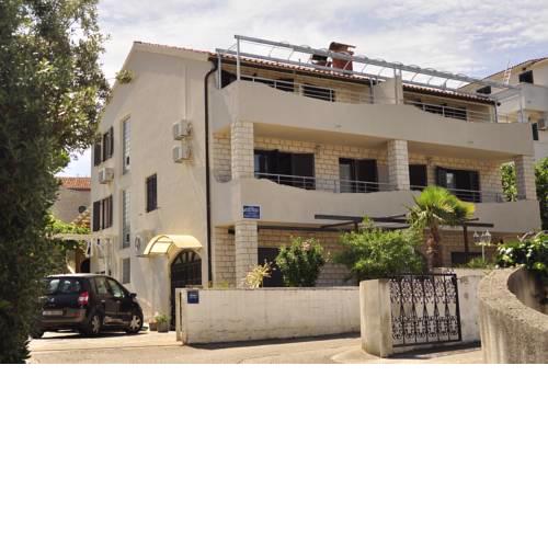 Apartments Lucija-Klara