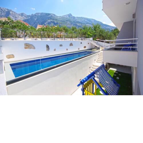 Apartments Makarska