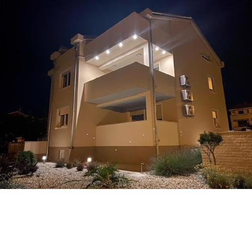 Apartments Mali Val