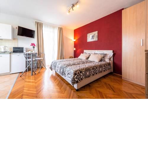 Apartments Marivo Lapad