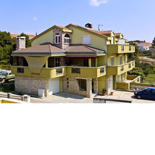 Apartments Mirjana