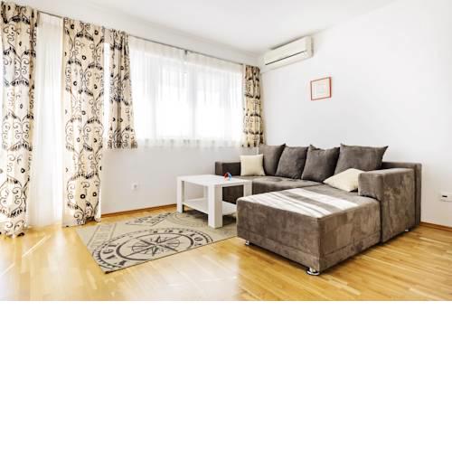 Apartments Niva