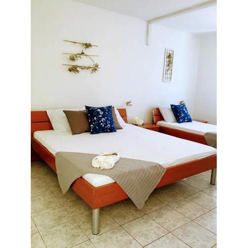 Apartments Off