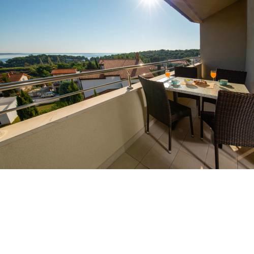 Apartments Oliva