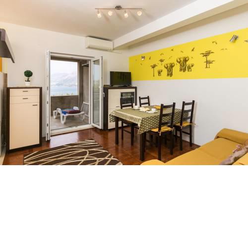 Apartments Oliva
