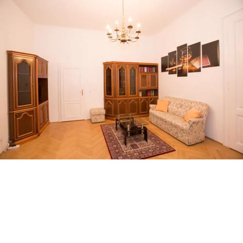 Apartments Opera 2