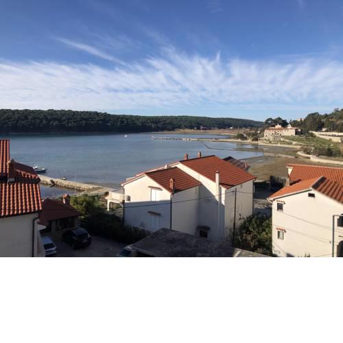 Apartments Palit Rab