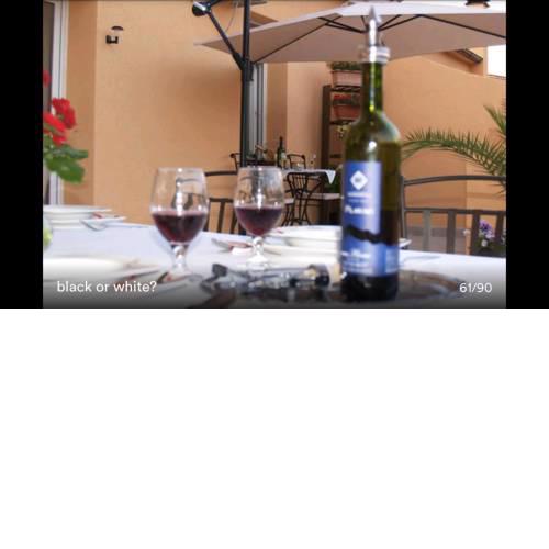 APARTMENTS PHARIA Book and drive a CAR for FREE