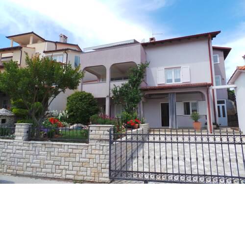 Apartments Pjescana Uvala/Istrien 27745